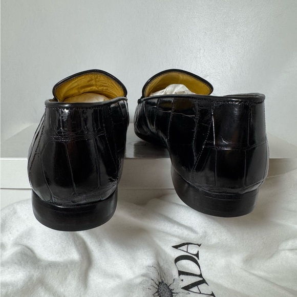 Escada Black Crocodile Embossed Loafers - Picture 4 of 7